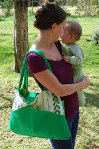 Tons of great diaper bag patterns and tutorials!