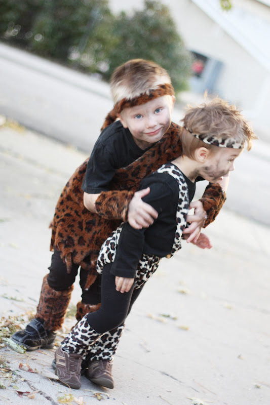 Caveman costume deals