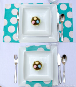 Use a "lapkin" as a placemat or a napkin. #tutorial