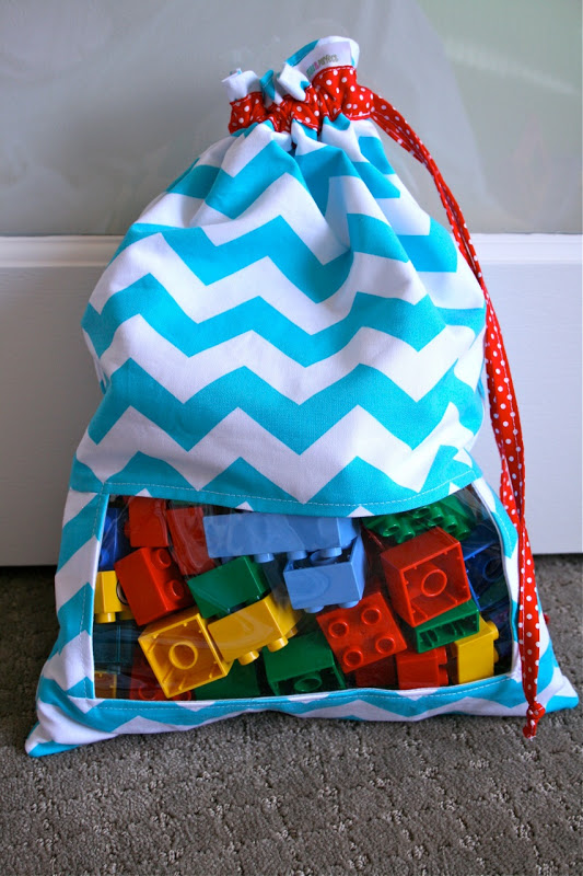 Sew a cute peekaboo toy sack