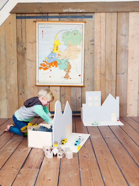 Build a DIY toy chest that doubles as a toy!