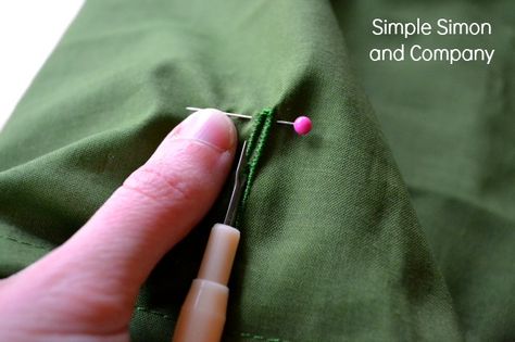 Buttonhole hack! & tons of other great sewing hacks!  --AndreasNotebook.com