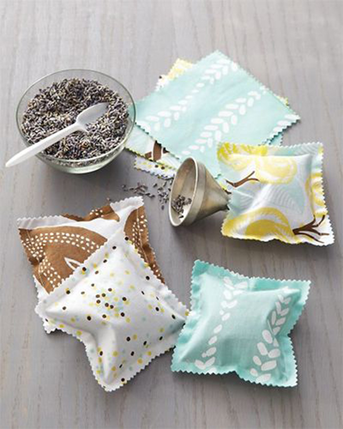 Scented sachets. The perfect sewing project for beginners!