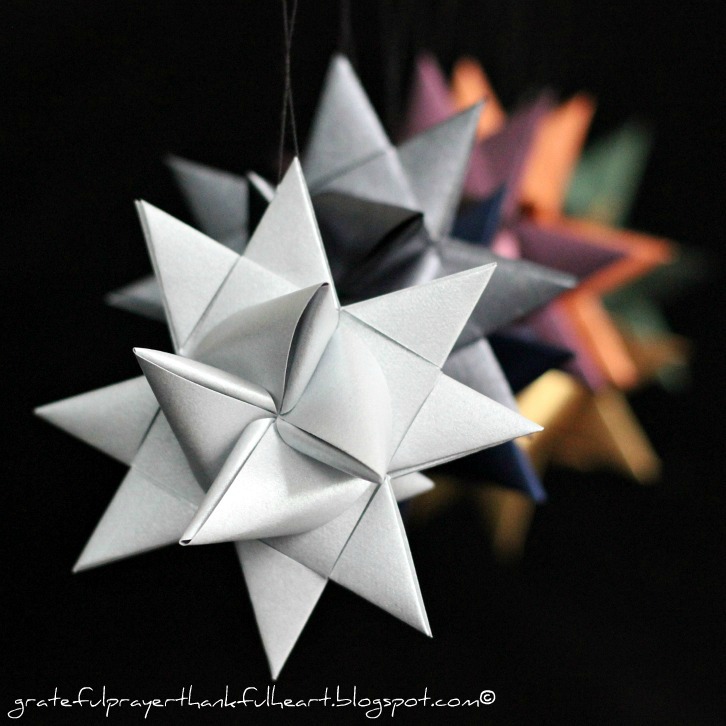 How to make gorgeous German paper stars