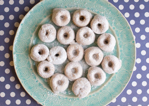 The best gluten free doughnut recipe!