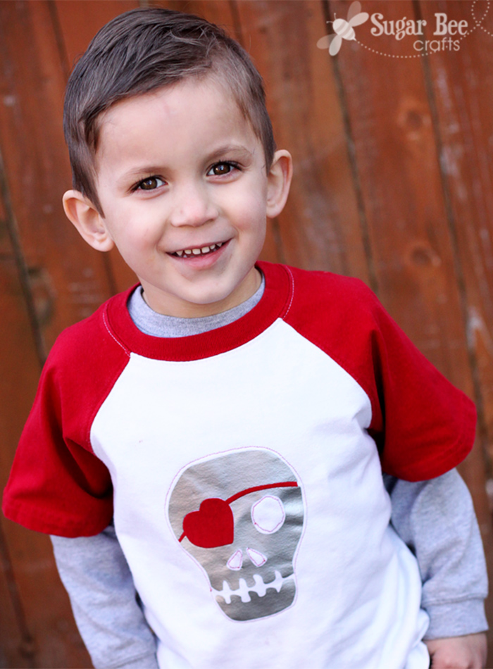 Simple DIY skull and heart shirt tutorial