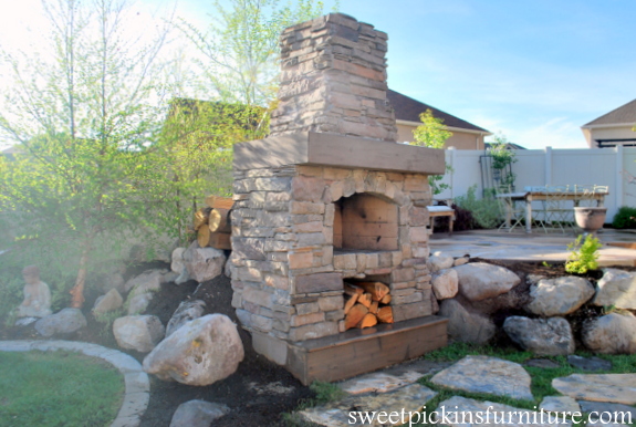 DIY Outdoor Fire Place Tutorial