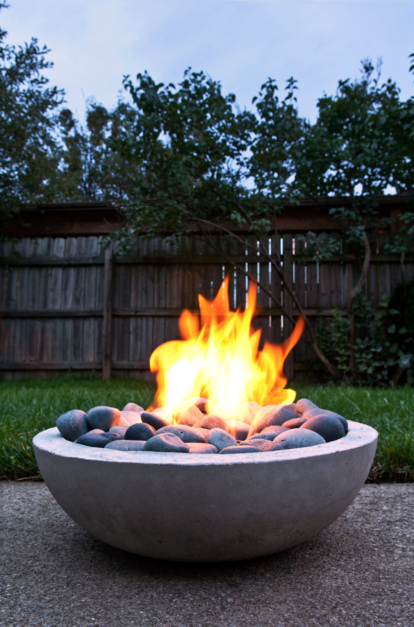 Modern Concrete Outdoor Fire Pit Tutorial