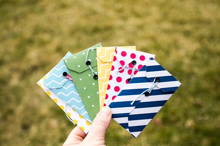 DIY gift card envelope tutorial