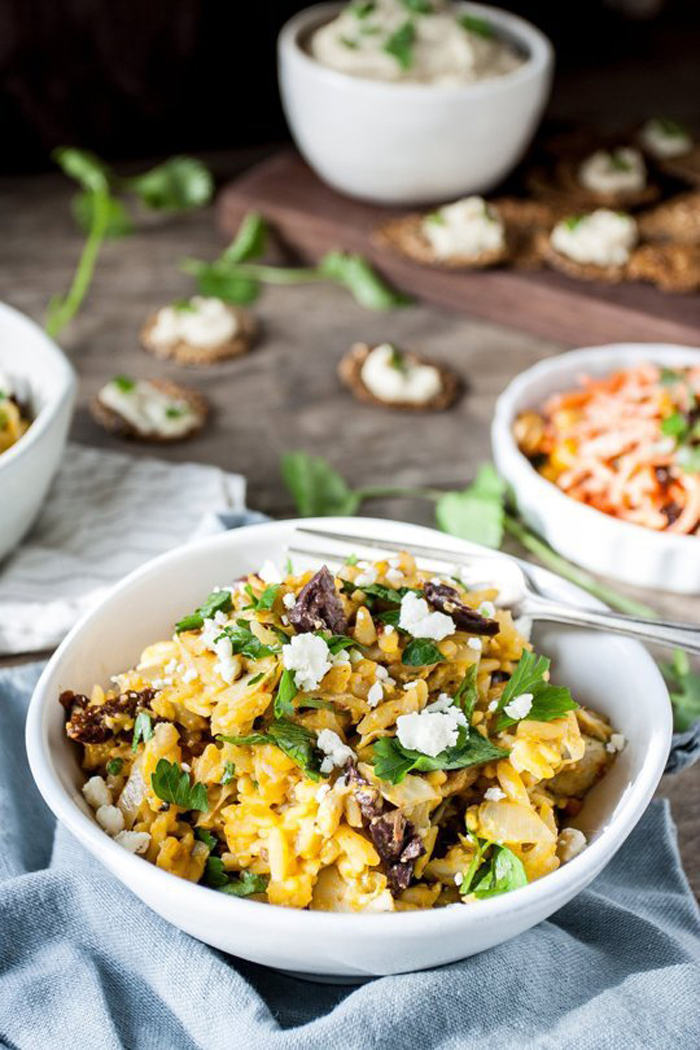 One-Pot Orzo Pasta with Feta, Olives & Artichokes