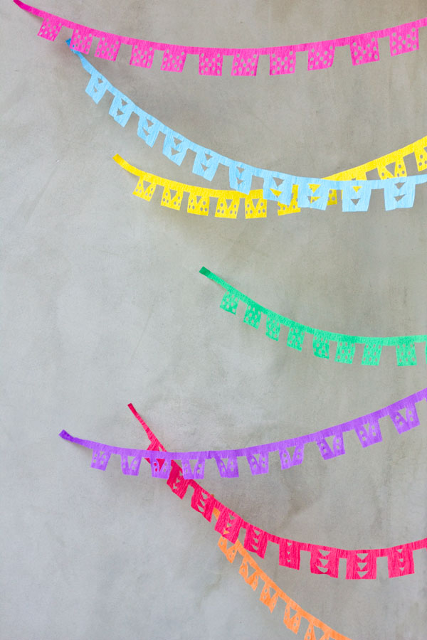 DIY-Papel-Picado-Streamers-Cinco-de-Mayo