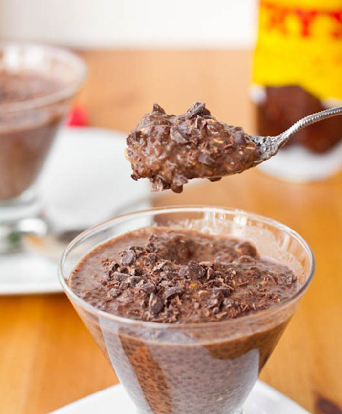 chocolate chia seed pudding