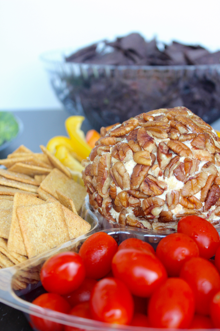 Holiday Cheeseball Recipe