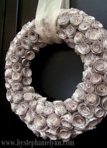 Gorgeous faux rosewood paper wreath tutorial