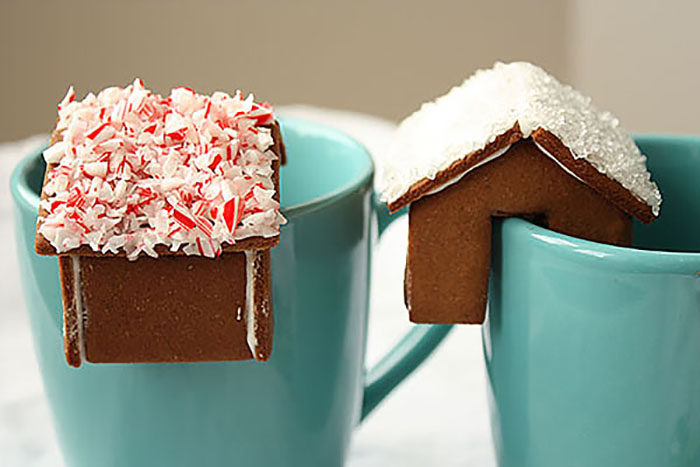 16 Fun Gingerbread House Tutorials and Ideas