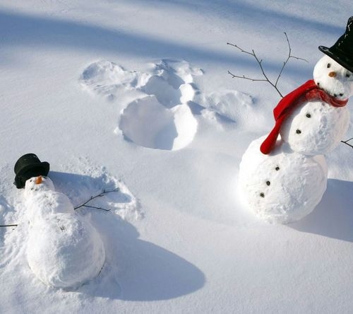 Clever Ways To Build A Snowman