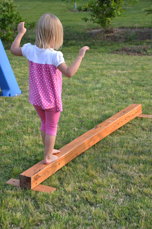 how to build an outdoor balance beam