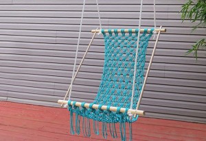 How to Make a Macrame Hammock and other amazing macrame projects!