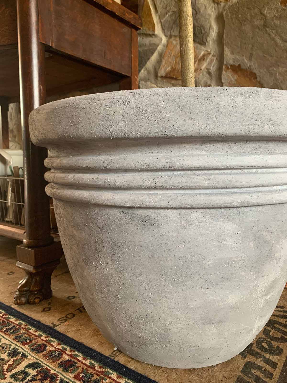 DIY faux concrete chalk painted planter.