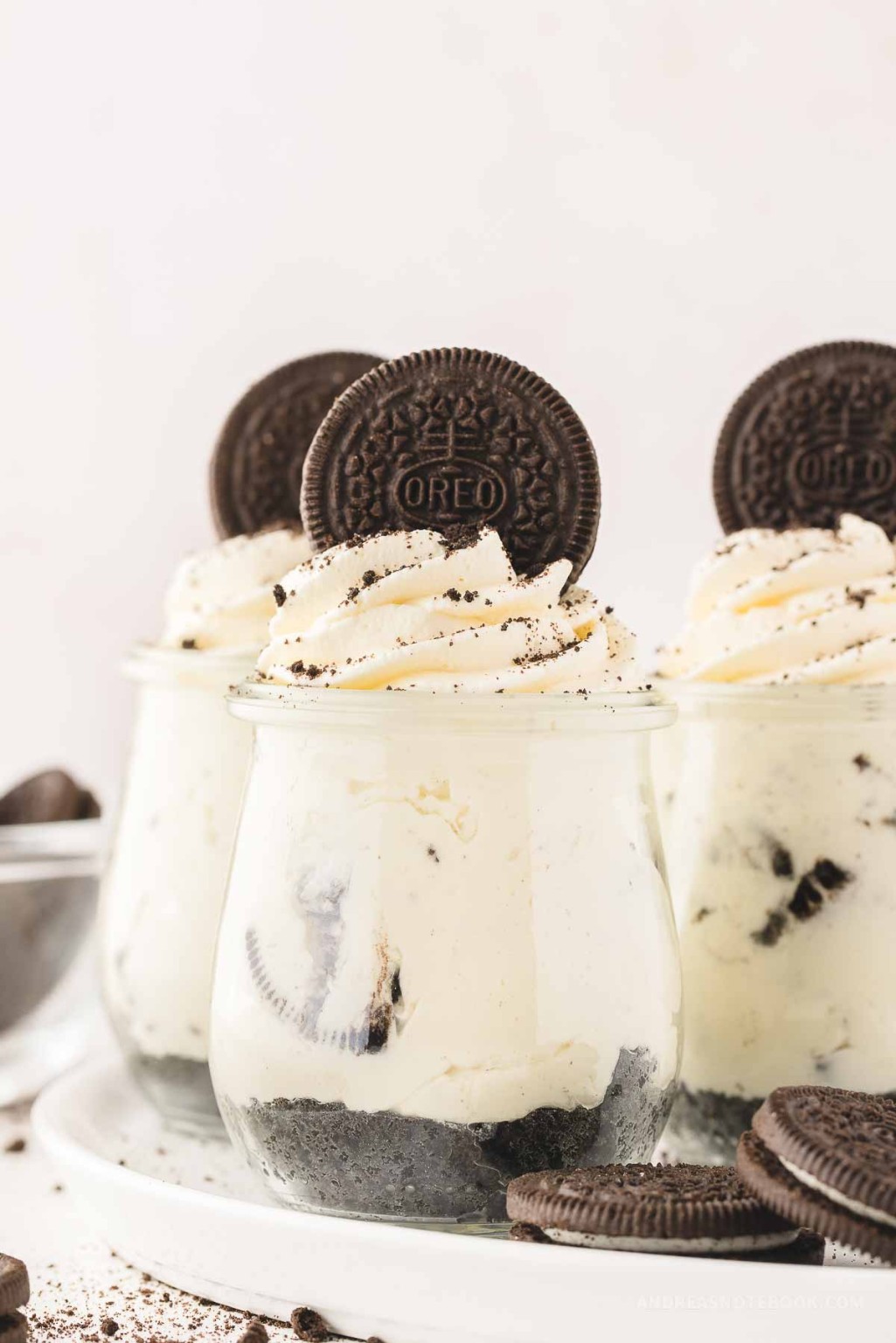 Easy No Bake Oreo Cheesecake Parfait In A Jar